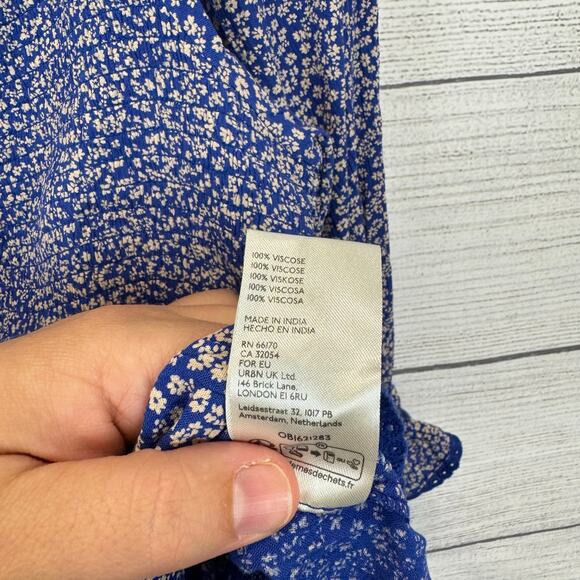 Free People Women's Blue Brittnee Print Smocked Back Peplum Top Size XL - Picture 6 of 8